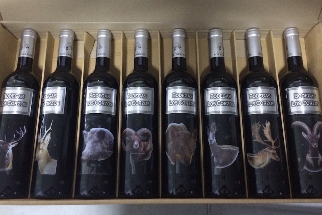 HUBERTUS - sada 8 vín z oblasti La Rioja dárkový set Lovecké trofeje